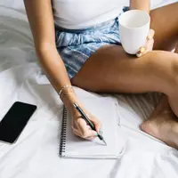 Morning planning menjadi cara untuk membuat seseorang memiliki tujuan setiap harinya. (Foto/dok: Pexels/Anna Tarazevich)