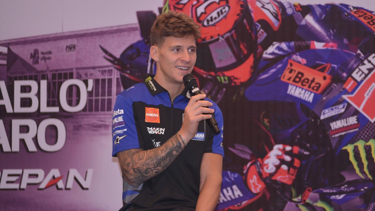 Momen Pebalap Motogp Tarik Tunai di ATM Minimarket Lombok, Bertemu Bocil Tindakannya Tak Terduga