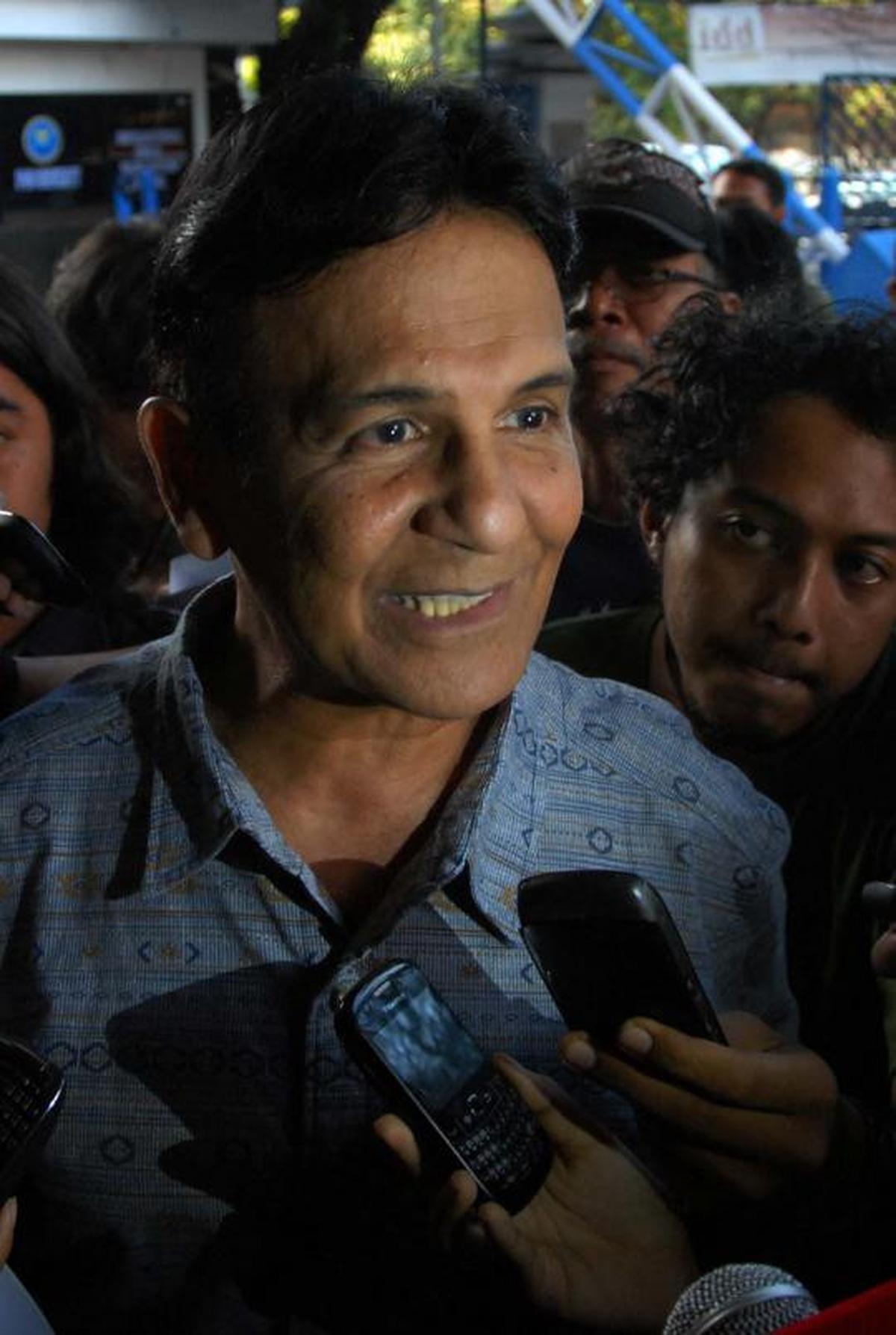 Mark Sungkar datangi kantor BNN untuk tengok anaknya
