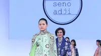 Dekranasda tampil di panggung JFW 2019 dengan mengusung tema Spirit of Jakarta dari karya 5 perajin binaan.