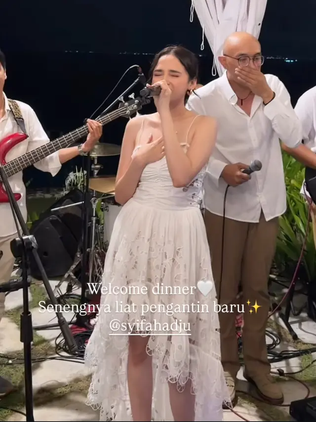 Syifa Hadju Gelar Welcome Dinner di Bali pakai dress putih. [@kesharatuliu05]