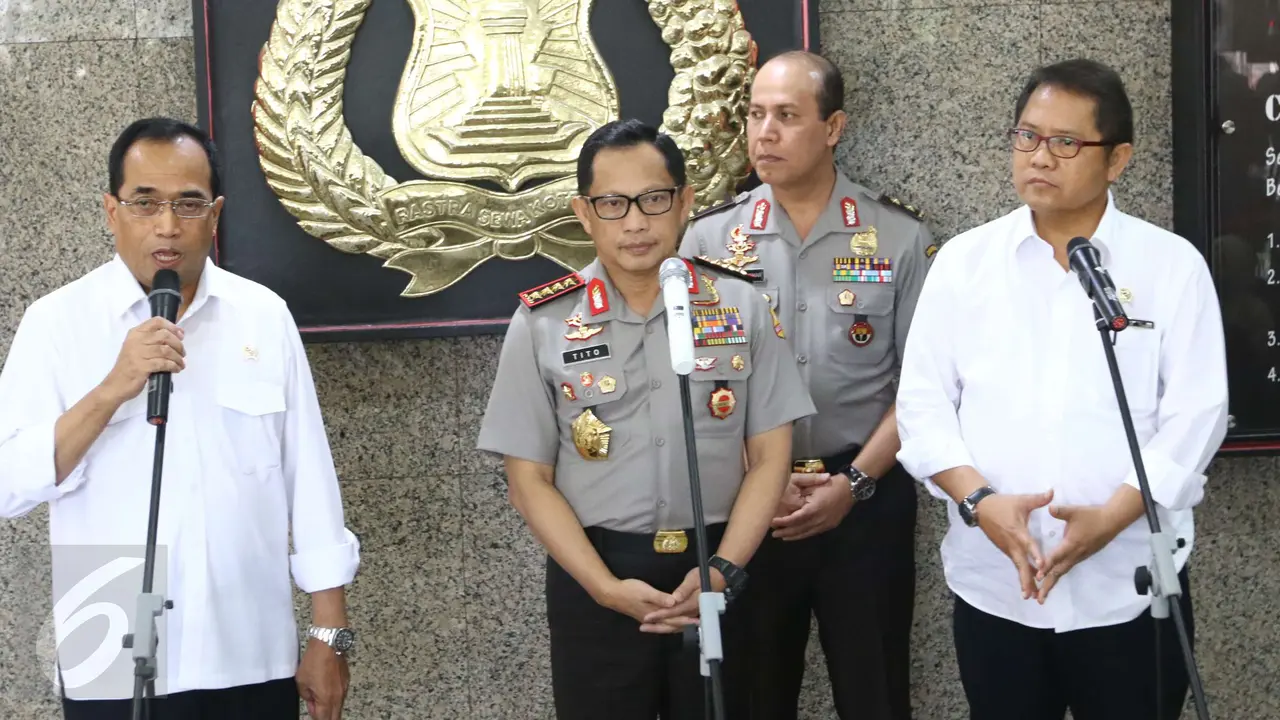 20170321-Kapolri, Menhub dan Menkominfo Sosialisasi Aturan Taksi Online-Jakarta