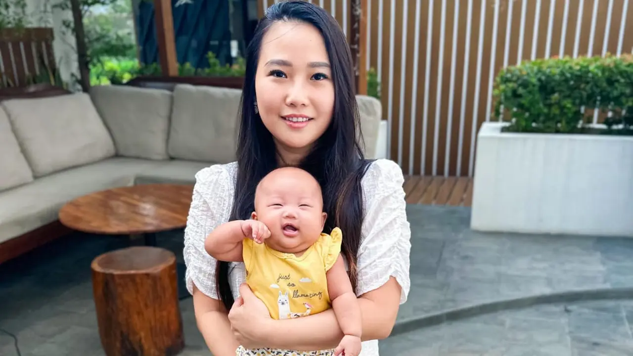 Selebgram Sherly Lembono