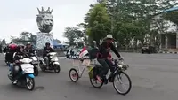 Menolak Lupa untuk Keadilan Korban Kanjuruhan, Pria Ini Gowes Malang ke Jakarta (IST/Dewi Divianta/Liputan6.com)