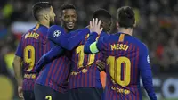 Selebrasi Lionel Messi dkk. setelah Barcelona menembus perempat final Liga Champions 2018-2019 dengan mengalahkan Lyon 5-1 di leg kedua 16 besar di Camp Nou, Kamis dini hari WIB (14/3/2019). (AFP/Lluis Gene)