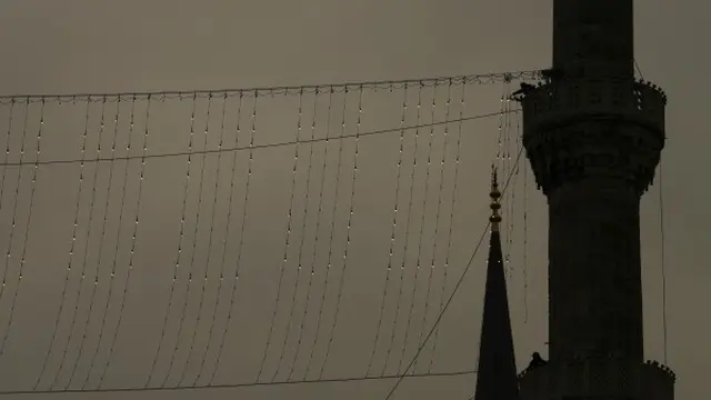 Lampu di Masjid Turki saat Ramadhan