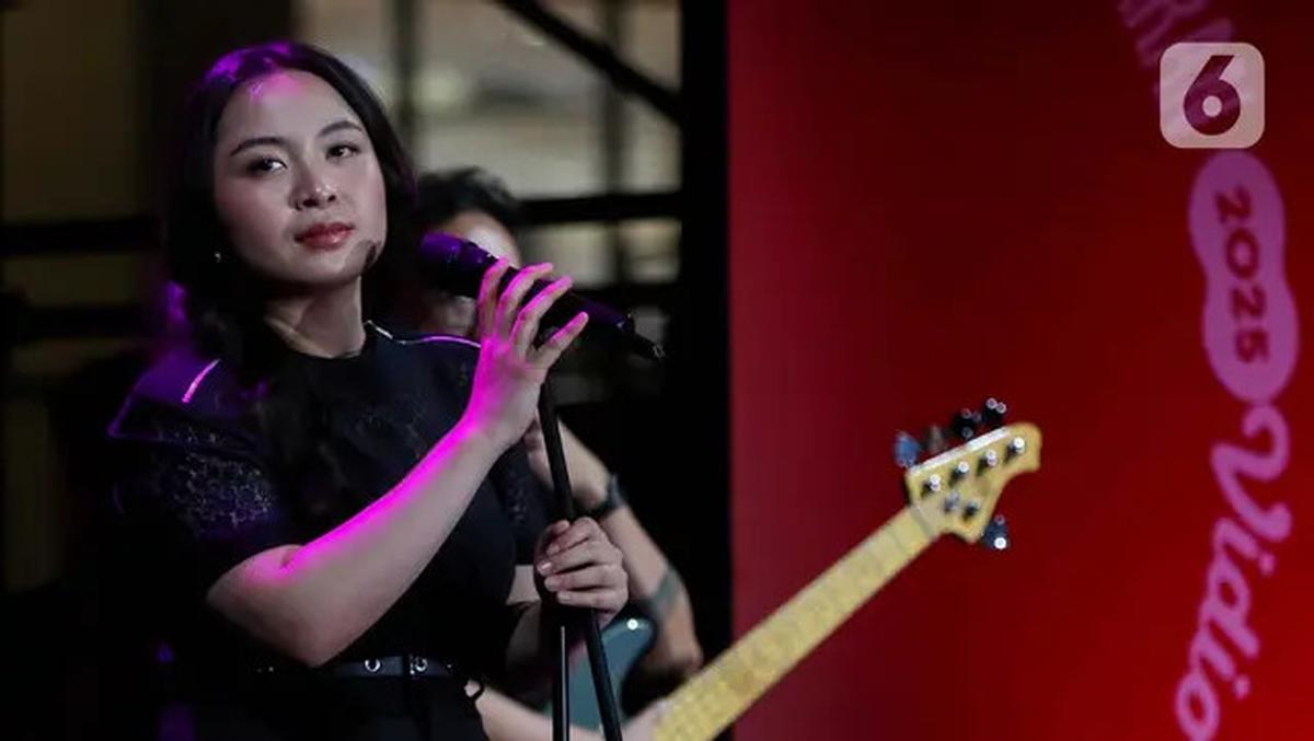 Bernadya Bikin Galau Penggemarnya di Acara Vidio Penasaran 2025