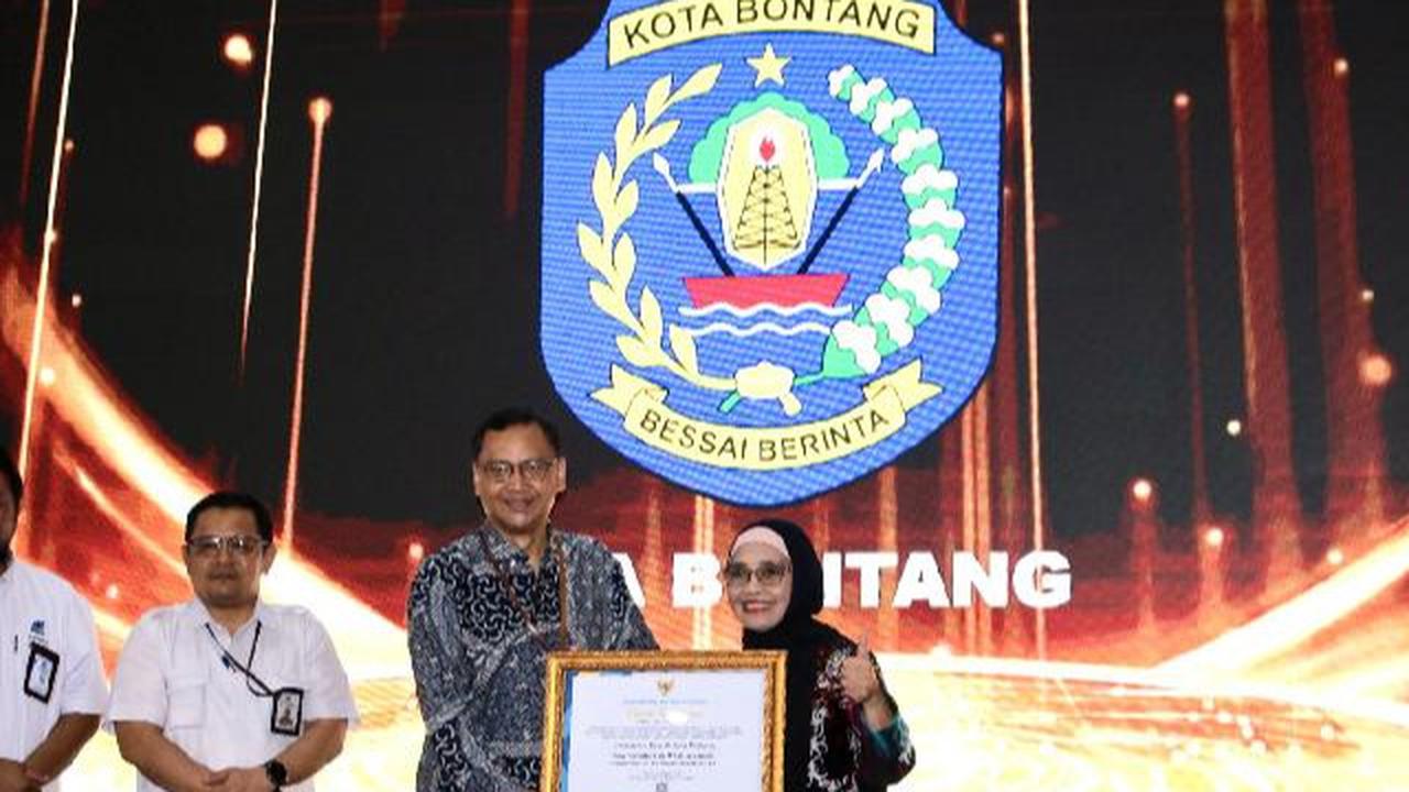 Kelola Kearsipan Terukur dan Berkelanjutan, Wali Kota Bontang Neni Moerniaeni Terima Penghargaan dari ANRI