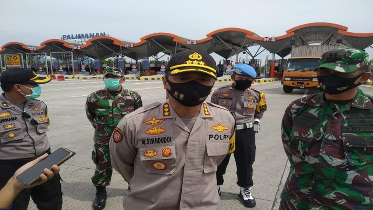 Cerita Polresta Cirebon Perketat Akses Masuk Pintu Tol Arah Jakarta