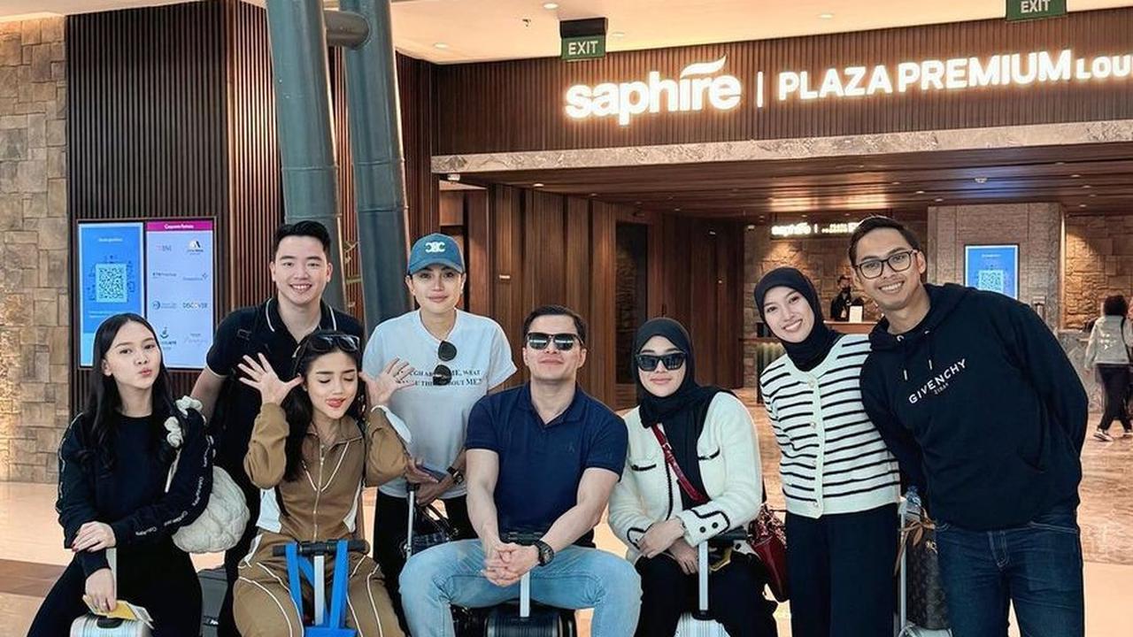 8 Foto Cantik Clara Shinta Saat Berhijab Ketika Liburan di Eropa