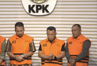 Bupati Ponorogo dan tiga lainnya tersangka (Dok: Tangkapan layar KPK)