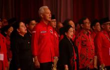 FOTO: Kala Jokowi Tak Lagi Duduk di Samping Megawati