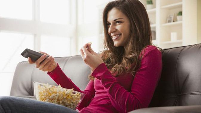 Ladies, Sering Nonton Drama Romantis Ternyata Bisa Rusak ...