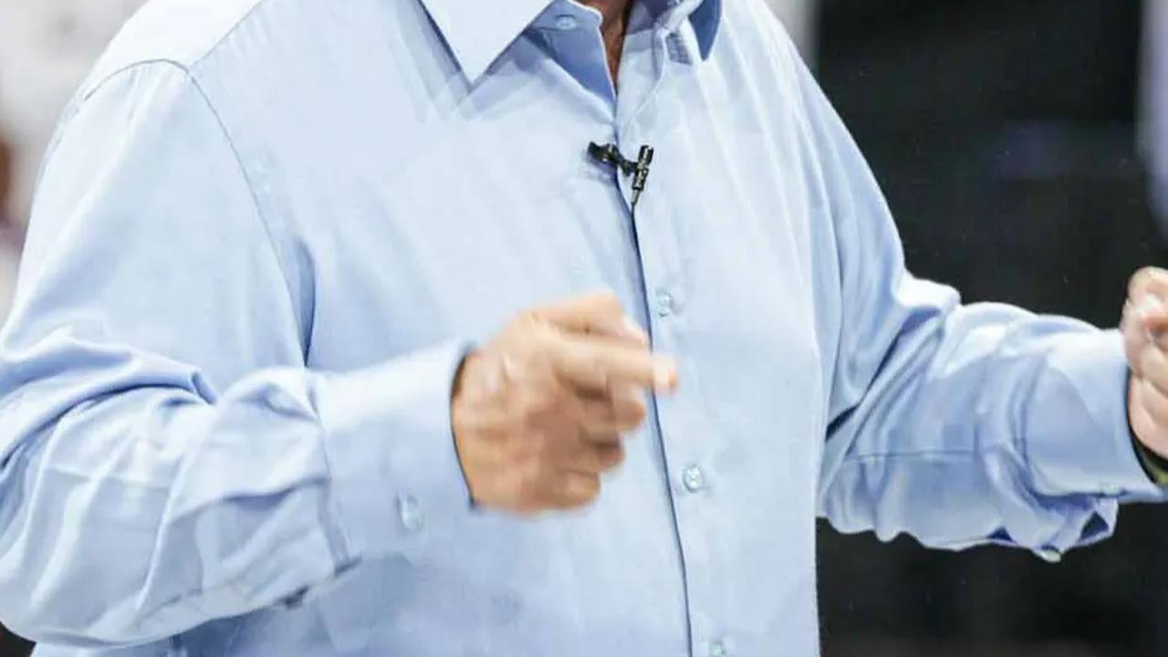 VIDEO: Momen Unik Debat Capres, Wajah Prabowo Tertangkap Kamera Ledek Anies Bahas Kekuasaan
