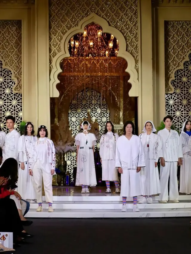 Koleksi Busana Raya pada Raya Fashion Fest 2025 (photo by Central Park Mall)