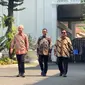 Tiga bakal calon presiden di Pemilu 2024, Prabowo Subianto, Ganjar Pranowo dan Anies Baswedan kompak mengaku senang usai diundang Presiden Joko Widodo (Jokowi) makan siang di Istana Kepresidenan, Senin, (30/10/2023). (Muhammad Radityo).
