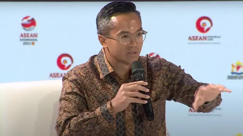 CEO Bakrie Group Anindya Bakrie dalam acara ASEAN Business & Investment Summit ke 2 di Sultan Hotel, Jakarta Senin (4/9/2023). (Tasha/Liputan6.com)