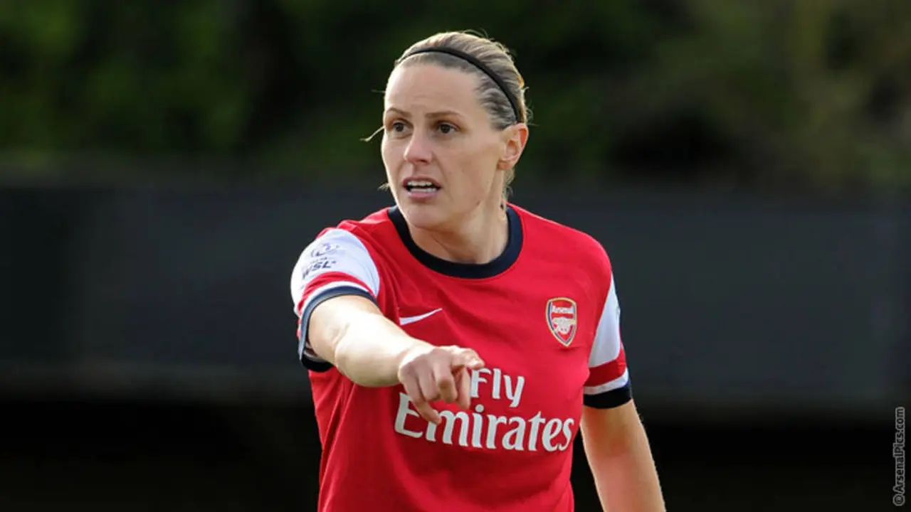 Pesepakbola wanita Arsenal Kelly Smith