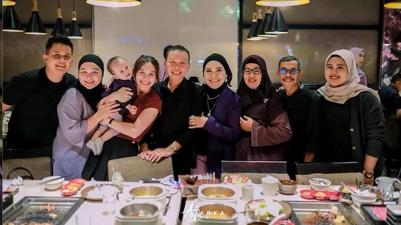 Banyak yang menyampaikan doa untuk Umi Kalsum di usianya kini yang menginjak 51 tahun.<br>