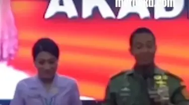 Ketua Umum Dharma Pertiwi sekaligus istri Panglima TNI yakni Hetty Andika Perkasa, memberikan wejangan kepada Calon Perwira Remaja (Capaja) Akademi TNI dan Akademi Kepolisian. Di hadapan ratusan Capaja yang hadir di Mabes TNI di Cilangkap, Hetty pun ...