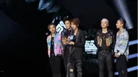 Akhirnya Big Bang sepakat tampil di penghargaan akhir tahun hanya untuk penggemar. 