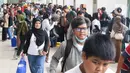 PT Kereta Api Indonesia (KAI) Daerah Operasi (Daop) 1 Jakarta mulai mengantisipasi lonjakan penumpang yang terjadi menjelang masa Angkutan Lebaran 1446 Hijriah. (Liputan6.com/Herman Zakharia)