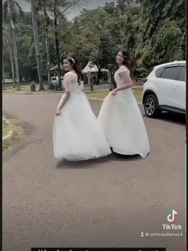 Ochi Rosdiana – Callista Arum (Foto: Instagram/@ochi24)
