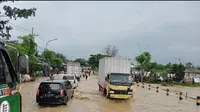 Banjir jalur pantura Tuban (Ahmad Adirin/Liputan6.com)