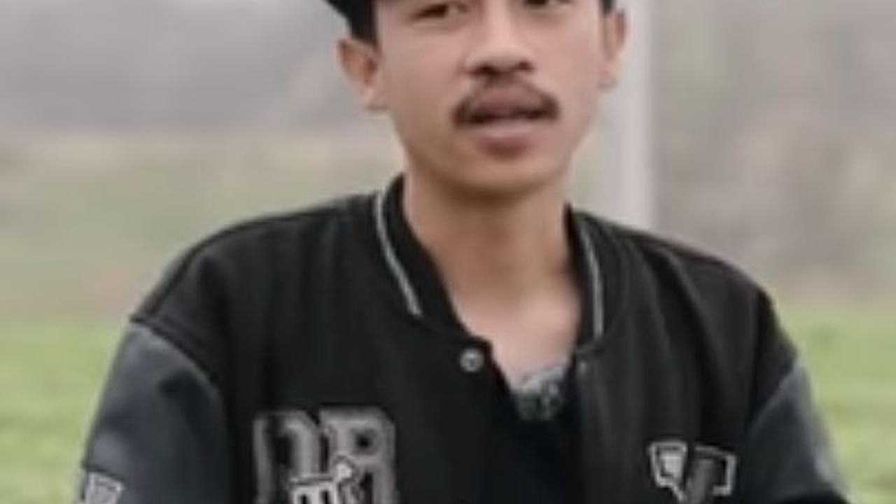 Baru Umur 23 Tahun, Regi Sukses jadi Petani Selada Beromzet Rp20 Juta per Bulan