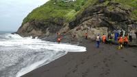 Bukit Kaboja din Kawasan Pantai Payangan Jember. (Istimewa)