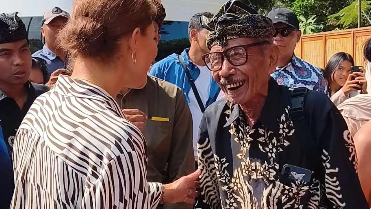Sosok Mamiq Gedarip yang menyapa Putri Mahkota Victoria