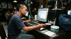 10 Barang Nostalgia yang Dulu Sering Dibawa Saat Pergi ke Warnet, Bikin Kangen Masa Kecil