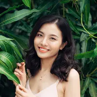 ilustrasi perempuan tersenyum/copyright by Makistock (Shutterstock)