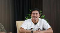 Hanya Namamu Dalam Doaku reuni Nirina Zubir dan Vino G Bastian setelah 21 tahun pisah di layar lebar. Kali pertama, mereka bertemu di 30 Hari Mencari Cinta.