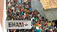 Polisi urung melakukan pra rekontruksi di TKP mutilasi karena padatnya warga di lokasi. Warga terus mendesak ingin melihat secara langsung tersangka Agus alias Kusmayadi di lokasi kontrakan Tangerang, Banten.
