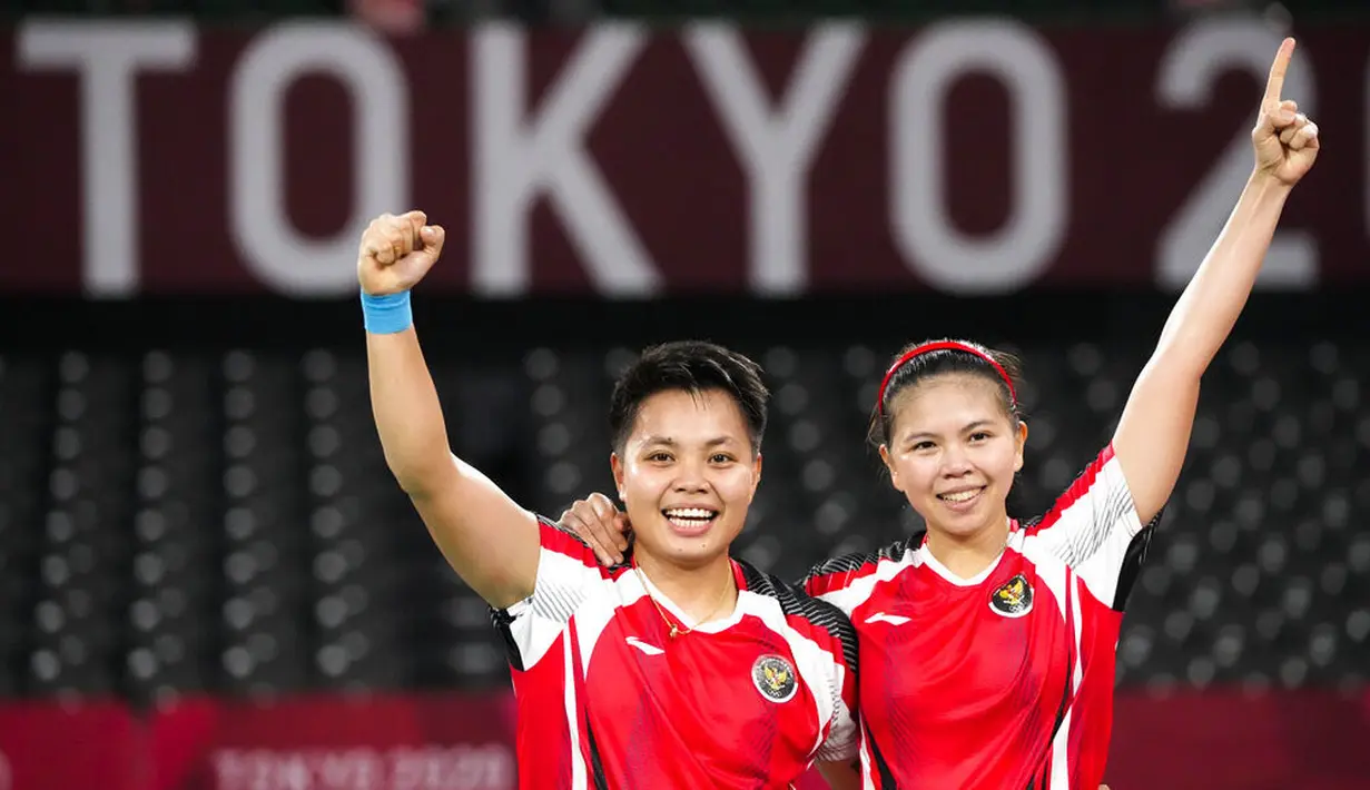 Pasangan ganda putri Indonesia, Greysia Polii/Apriyani Rahayu, akhirnya memastikan satu tempat di laga final Olimpiade Tokyo 2020. (Foto: AP/Markus Schreiber)