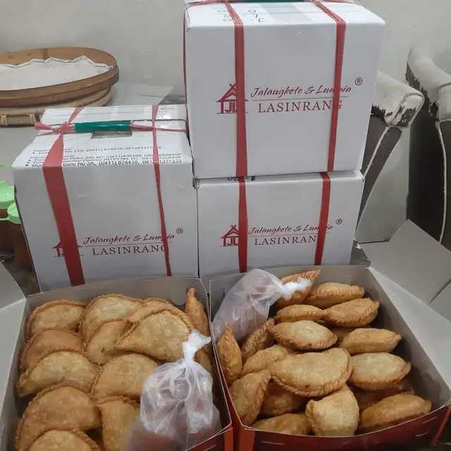 Kuliner Makassar Selain Coto dan Konro, Jalangkote & Lumpia Lasinrang ASLI