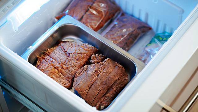 Jangan Mencuci Daging Sebelum Disimpan