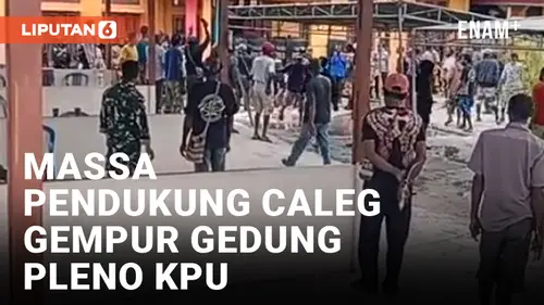 VIDEO: Tak Terima Hasil Penghitungan Suara, Massa Pendukung Caleg di Mapi Rusak Gedung Pleno KPU