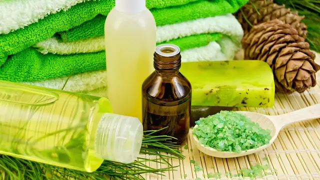 8 Cara Ampuh Menumpas Rambut Berketombe dengan Shampo Anti Ketombe Terbaik