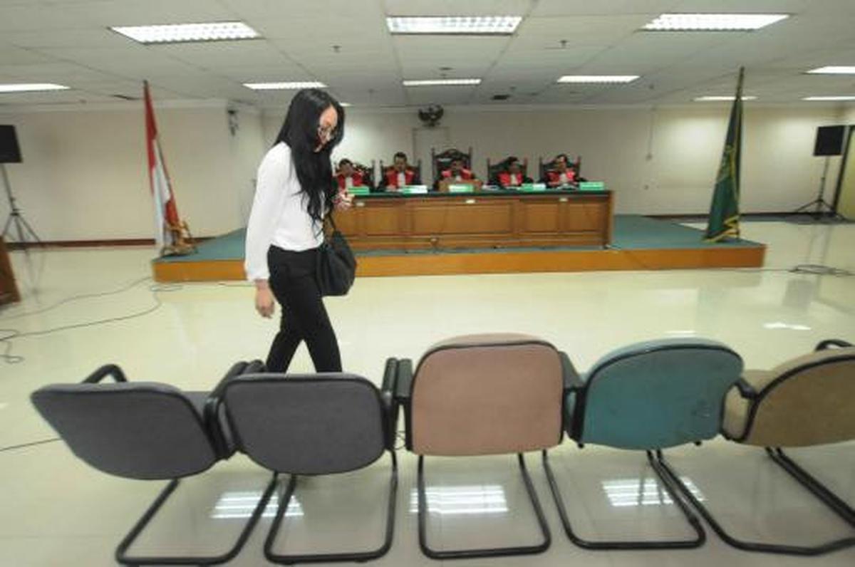 Dua wartawan foto jadi saksi sidang Angie