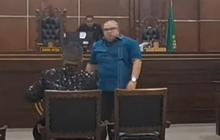 VIDEO: Detik-Detik Tegang! Razman Ngamuk Depan Hotman Usai Sidang
