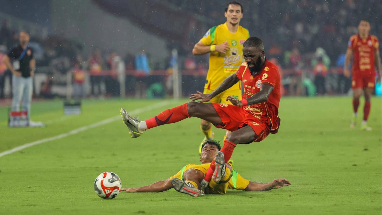 FOTO: Persija Jakarta Tundukkan Persebaya Surabaya Tiga Gol Tanpa Balas