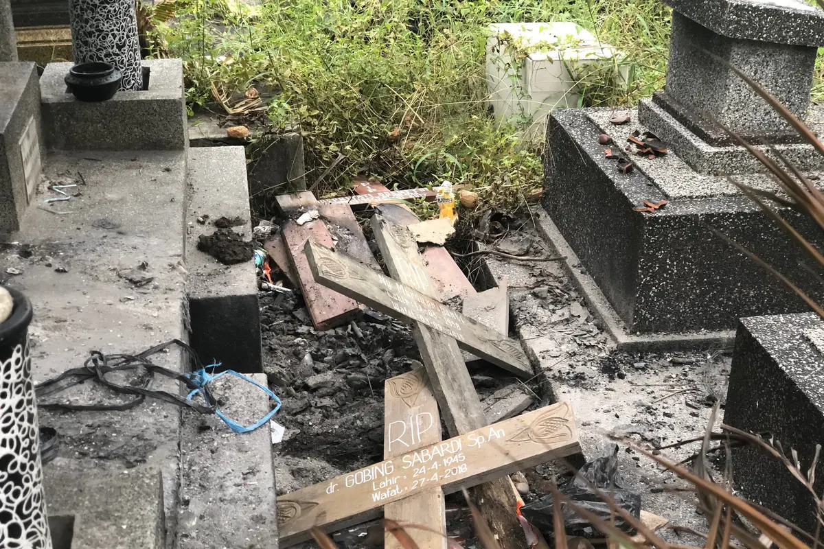 makam salib