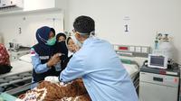 Seorang jemaah haji Indonesia dirawat di rumah sakit rujukan di Arab Saudi. (dok. Puskes Haji)