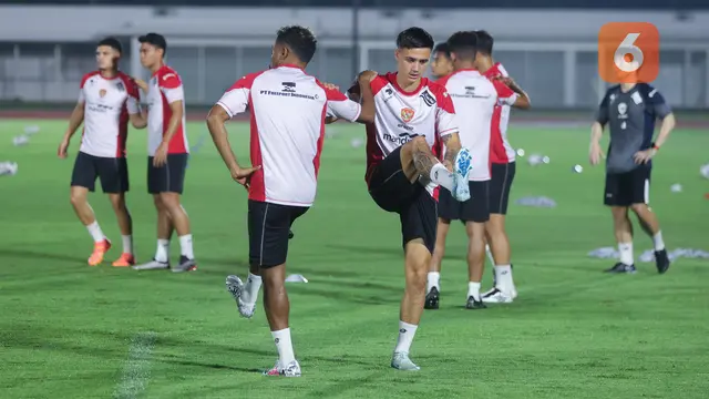 Foto: Sempat Dicoret Shin Tae-yong, Eliano Reijnders Tetap Semangat Ikut Latihan Bersama Timnas Indonesia Jelang Laga Melawan Arab Saudi