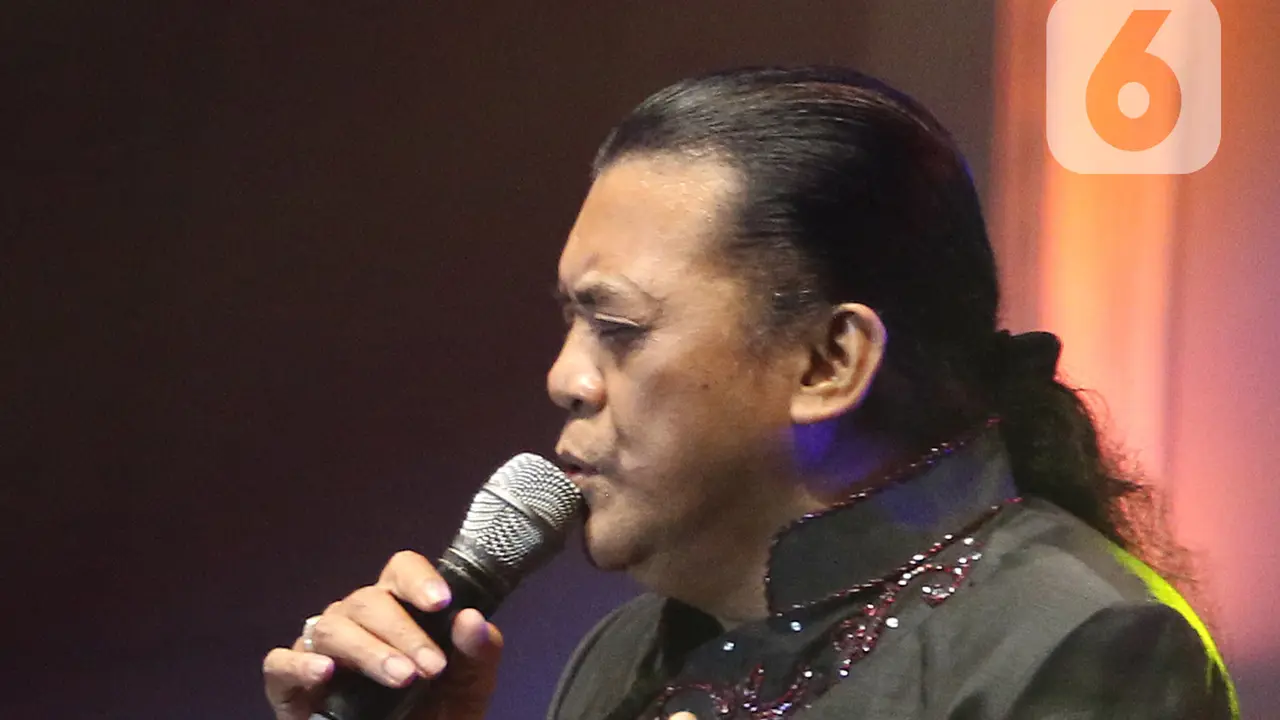 Didi Kempot Hibur Sobat Ambyar di Konser The Lord of Loro Ati