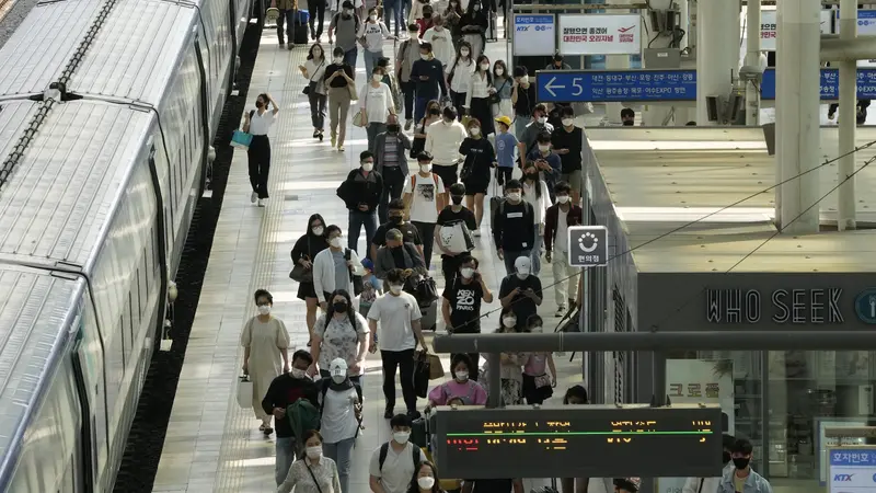 Jelang Liburan Chuseok, Bandara dan Stasiun Kereta di Seoul Ramai