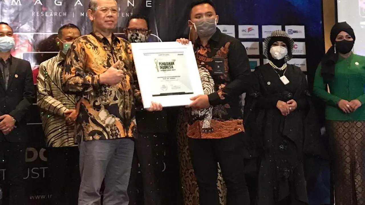 Rektor Universitas Muhammadiyah Prof DR. HAMKA (Uhamka) Gunawan Suryoputro menyabet gelar Indonesia Academic Leader (Ist).