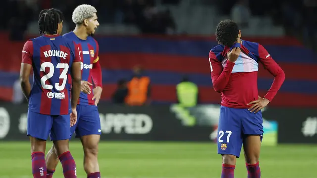 Foto: Wajah Kecewa Skuad Barcelona Setelah Dipermalukan Girona di Liga Spanyol